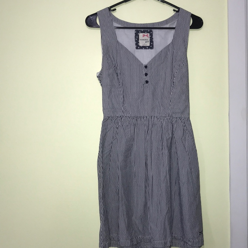 Lace back tommy girl dress